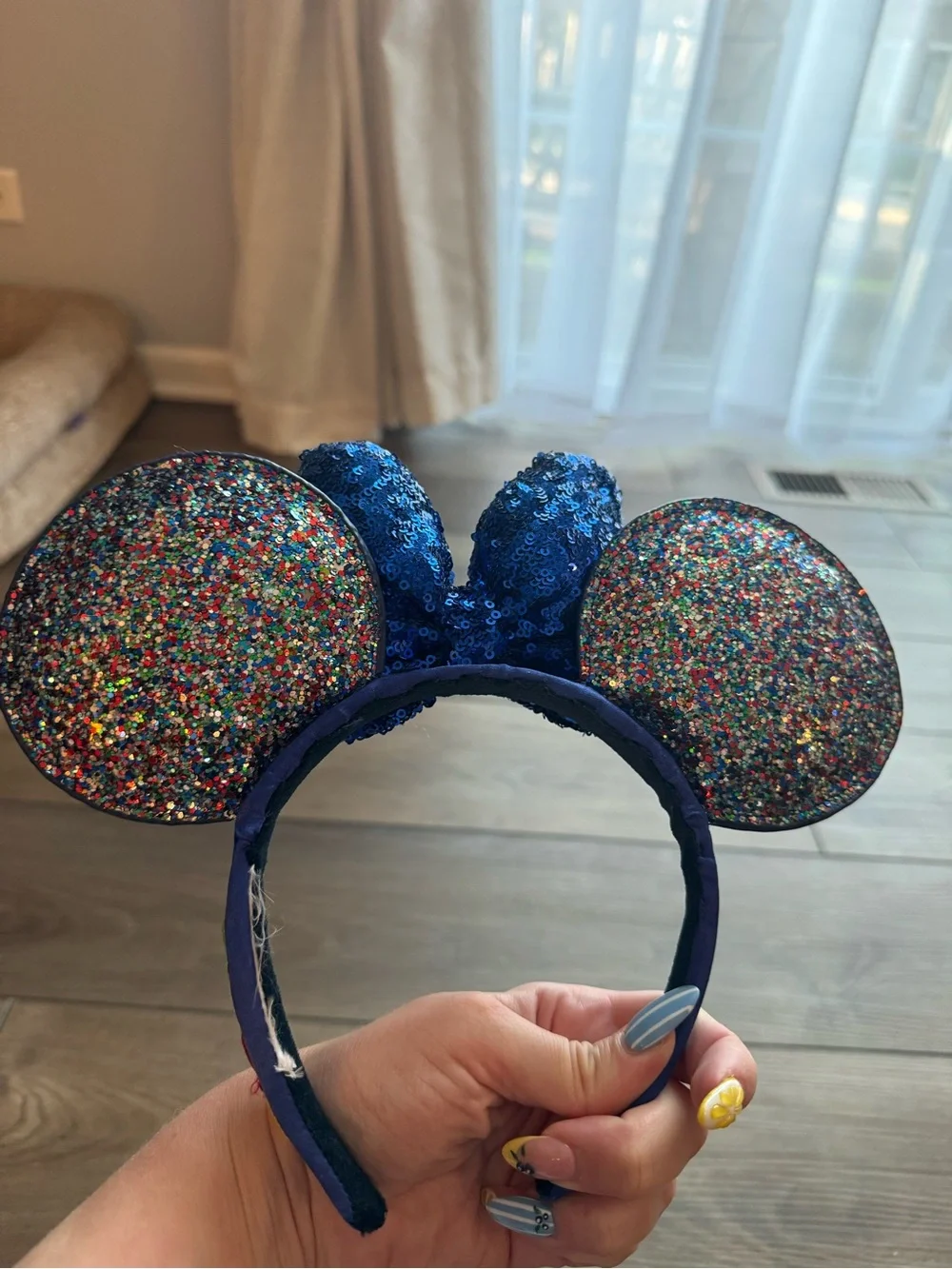 *Glitter & Sequin Disney Mouse Ears